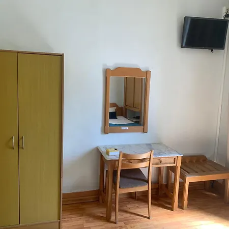 Residencial Roxi Pensión Lisboa